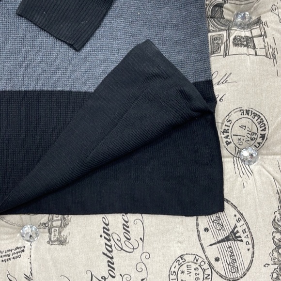 Vince Camuto Colorblock Pocket Sweater - Picture 7 of 9